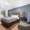 Econo Lodge Inn & Suites Heavenly Village Area