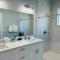 Brand New Tampa Oasis with Private Jacuzzi Retreat - Lutz