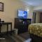 Econo Lodge Inn & Suites