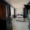 ESCALA BUSINESS HOTEL