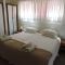Savanna Guest Farm