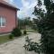 Bazaleti lake home