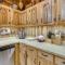 Murphy Cabin with Views Less Than 1 Mi to Hiwassee Lake! - Мерфи