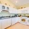 Oceanfront Oasis in Cedar Key with 2 Balconies! - 锡达基