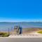 Oceanfront Oasis in Cedar Key with 2 Balconies!