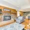 Estes Park Condo with Deck and Views about 3 Miles to RMNP - استيس بارك