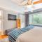 Estes Park Condo with Deck and Views about 3 Miles to RMNP - استيس بارك