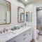 Spacious Home with Pool and Jacuzzi Near Laguna Beach! - مشن فيجو