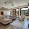 Sprawling Condo - Central Downtown - Resort 10-min - ستيمبوت سبرينغز
