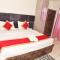 Hotel Elegance, Katra
