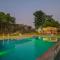 Lifeline Villas -Flamingo Luxurious Valley View 2BHK Infinity Pool Villa Panchgani With Huge Open Space