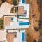 MENTOROS VILLAS