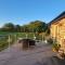 18th century renovated barn in beautiful Devon countryside - Broadwoodwidger