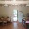 Spacious Villa with View 10 mins Walk to the Beach - Метони