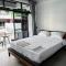 Sleep Owl Jomtien