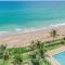 Hutchinson Island BeachFront Heated Pool Balcony Top Floor