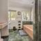 Lovely Tudor Home With Pool & Spa Near Russian River - جيرنفيل