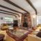 Lovely Tudor Home With Pool & Spa Near Russian River - جيرنفيل