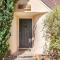 Lovely Tudor Home With Pool & Spa Near Russian River - جيرنفيل