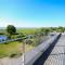 HoliApart in No 1 - luxury apartments, beautiful area