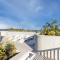 Elegantly Spacious 3-Bed Unit Overlooking the Bay