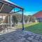 West Beach Hideaway - A Relaxed Coastal Locale