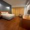 MAYRES HOTEL