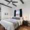 Walk to GC Train Depot and Route 66, king beds, game room, BBQ, firepit - ويليامز