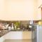 Greenfield Viewhouse: Spacious 2nd Floor Lodging