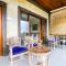 Greenfield Viewhouse: Spacious 2nd Floor Lodging