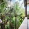 Greenfield Viewhouse: Spacious 2nd Floor Lodging