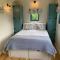 St. Kew Shepherd Huts