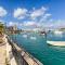 A beautiful 2BR seafront home with private terrace by 360 Estates - Il-Gżira