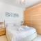 A beautiful 2BR seafront home with private terrace by 360 Estates - Il-Gżira