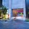 Han Guan Motel