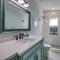 On The Rocks, 8 bed, 8,5 bath, Waterfront home with boat dock and rooftop deck - برادنتون بيتش