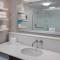 Hampton Inn Boston Logan Airport