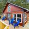 Loft Cabin w, Fire Pit, Huge Deck & WiFi!