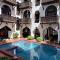 Dhow Palace Hotel