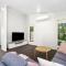 Fully airconditioned, pet friendly, 5mins to beach