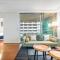 2-Bed Brisbane City Pad with Pool & Gym