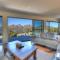 Deja Blu 1 - stunning location!