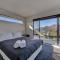 Deja Blu 1 - stunning location!