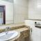 Blueground Princess Tower balcony pool DXB-809 - Dubaj