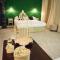 So&Leo Guest House