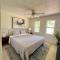 Saugatuck - 1 Bedroom - Sleeps 4 - Saugatuck