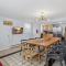 9 Bedroom, 14 Beds House Great for Big Groups Near Boardwalk, Tropicana