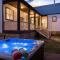 Scimitar Landing Compound, sleeps 15