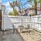 9 Bedroom, 14 Beds House Great for Big Groups Near Boardwalk, Tropicana