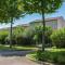 Lovely Home In Saint-Laurent-De-La-Ca - 圣洛朗-德拉